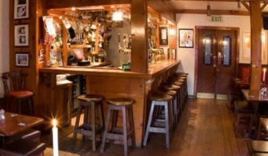 The White Lady Hotel キンセール エクステリア 写真