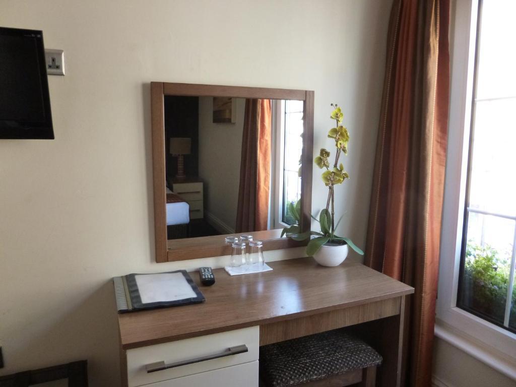 The White Lady Hotel キンセール 部屋 写真